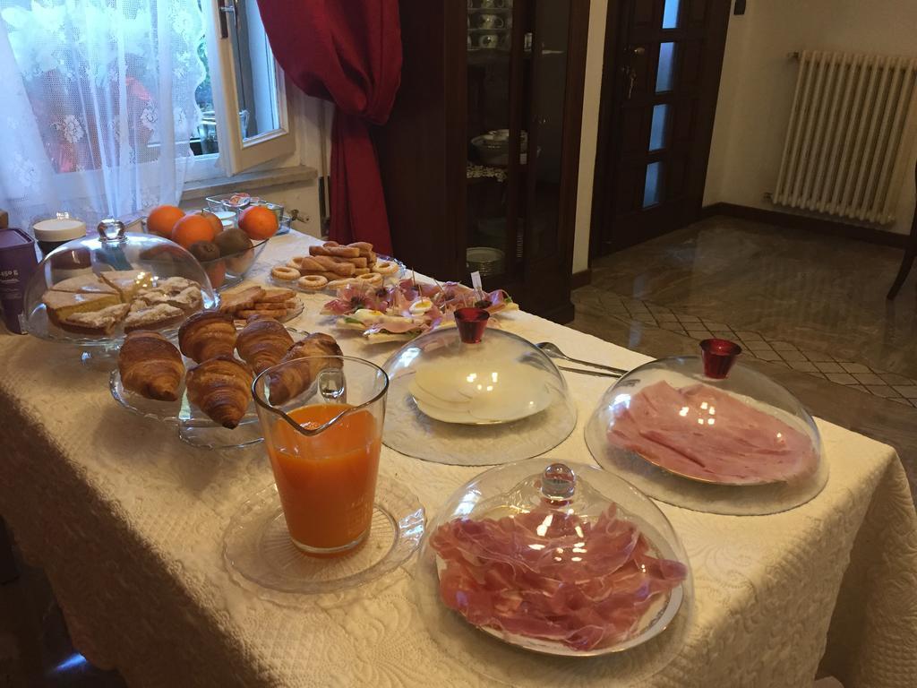 Lina Bed & Breakfast